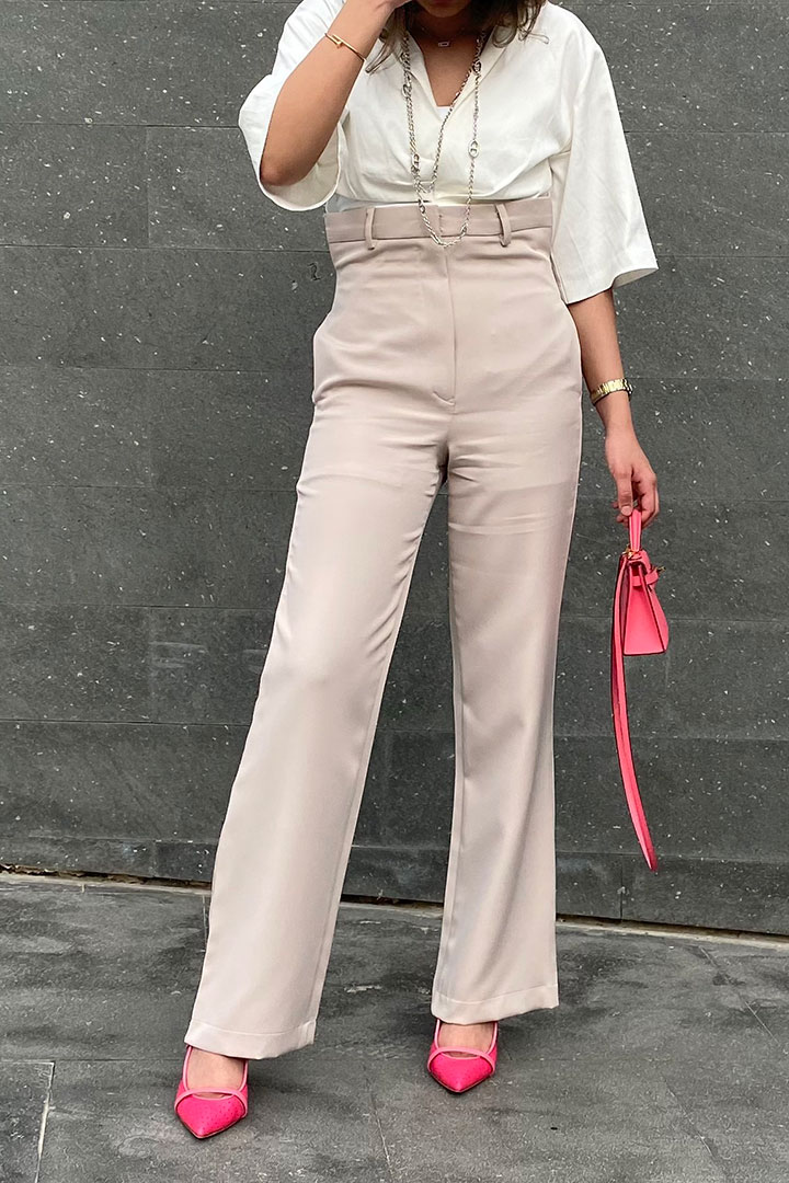 Picture of High-Waisted Trouser-Beige