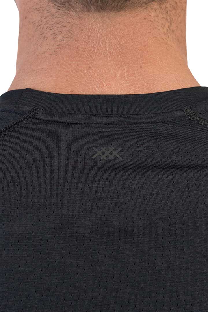 Picture of Reign tech short sleeve - Black